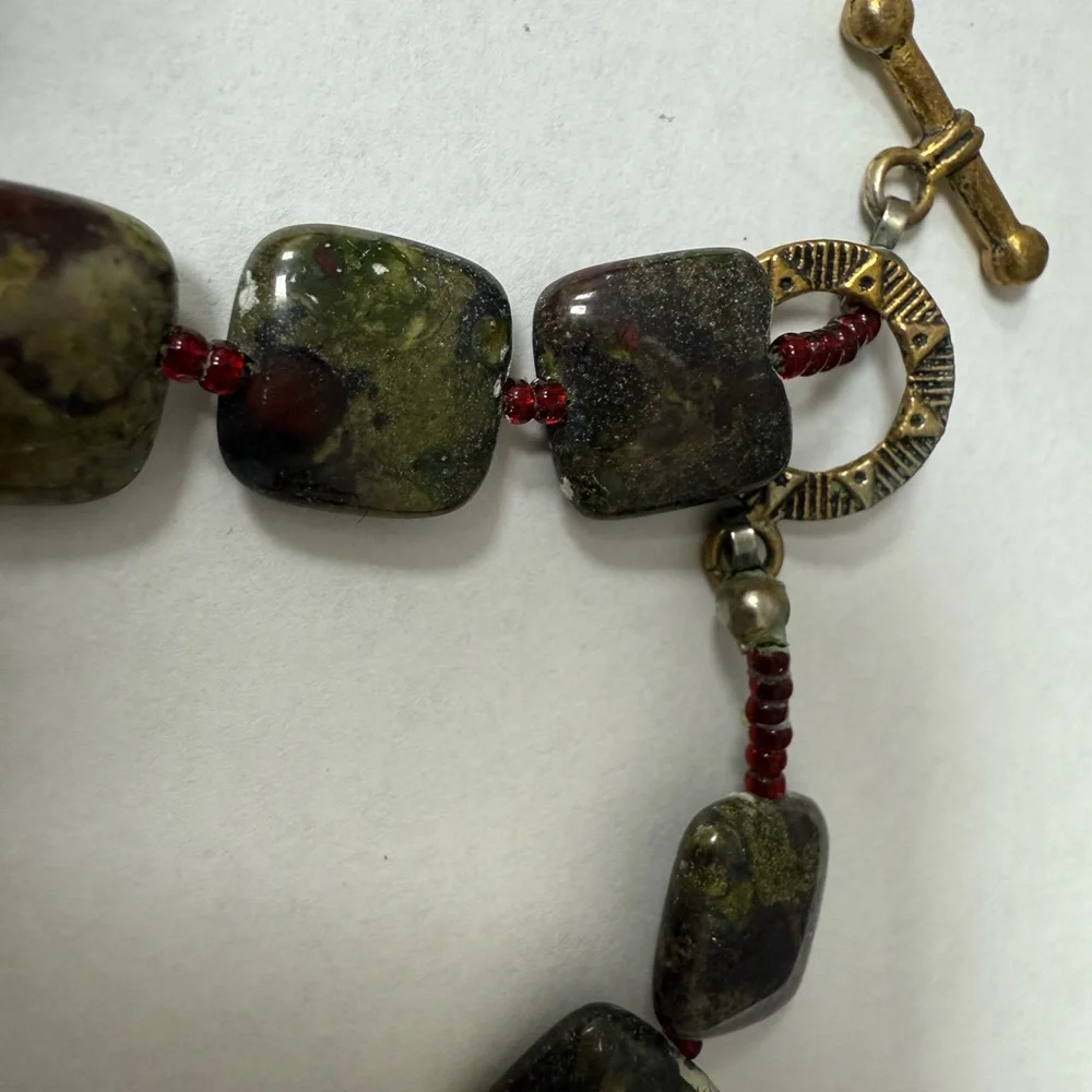 NATURAL JASPER STONES GRAINED SHAPES 10